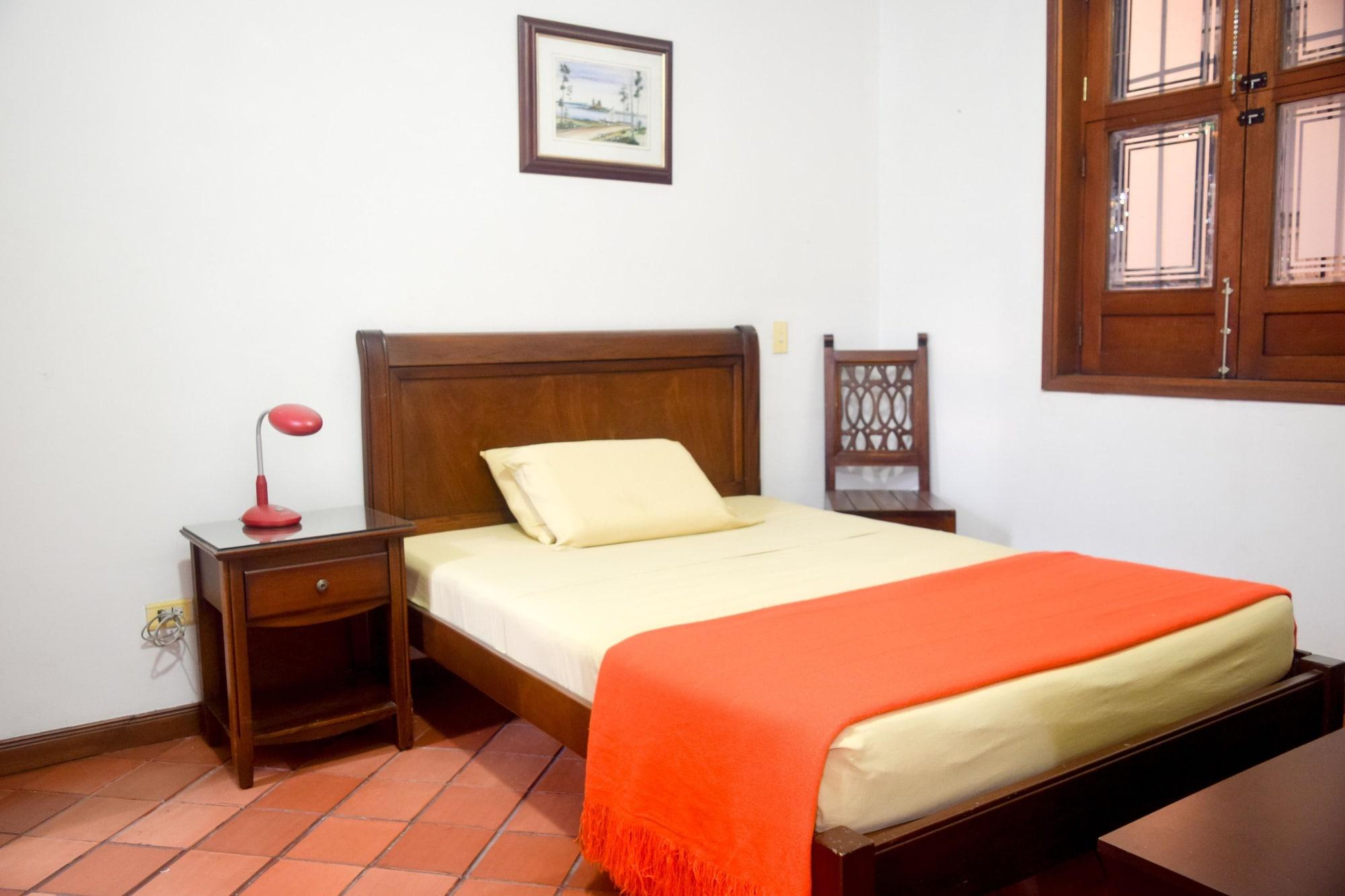 Hotel Colina De San Antonio Cali Exterior photo