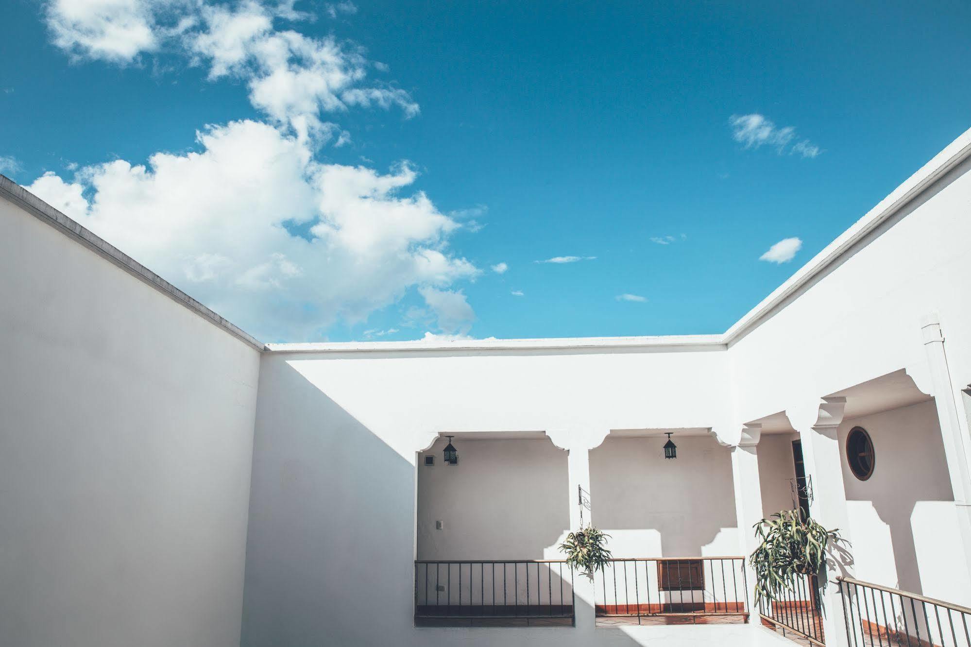 Hotel Colina De San Antonio Cali Exterior photo